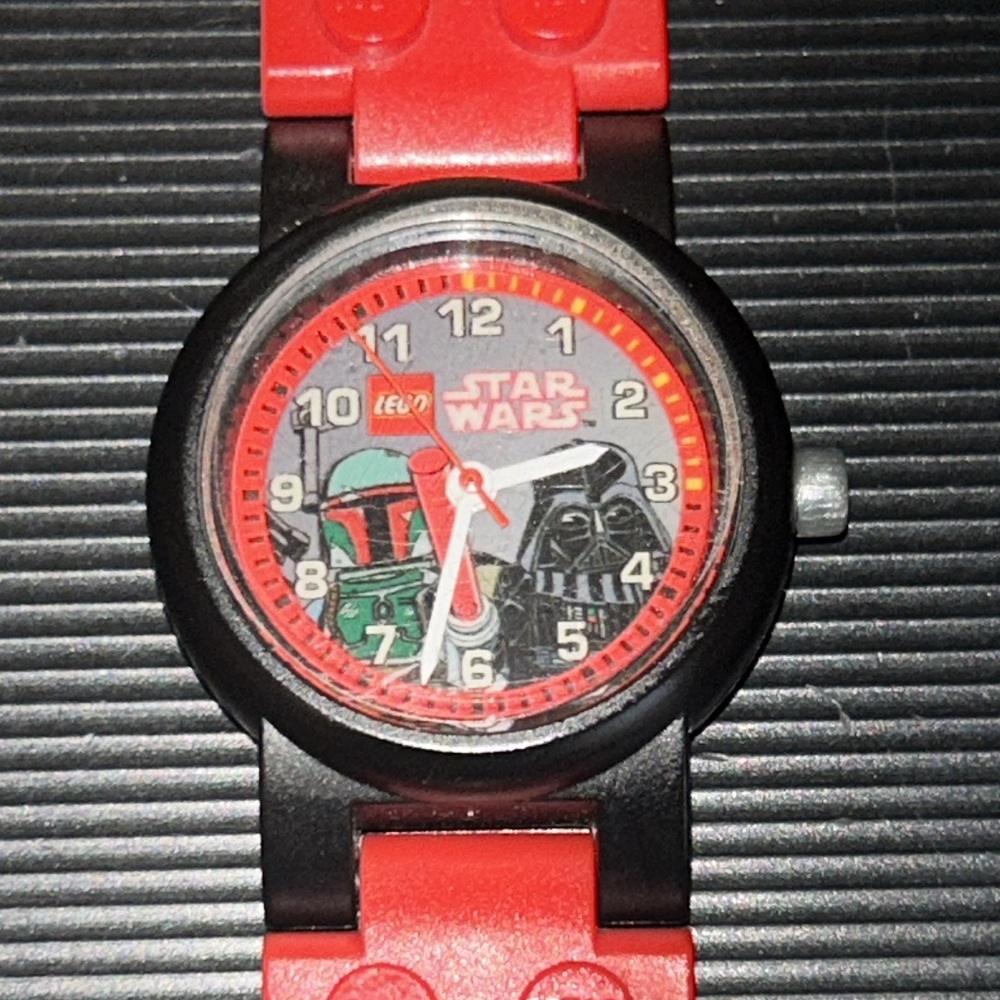 STAR WARS BOYS LEGO WATCH works keeps time 7”long - Picture 2 of 6